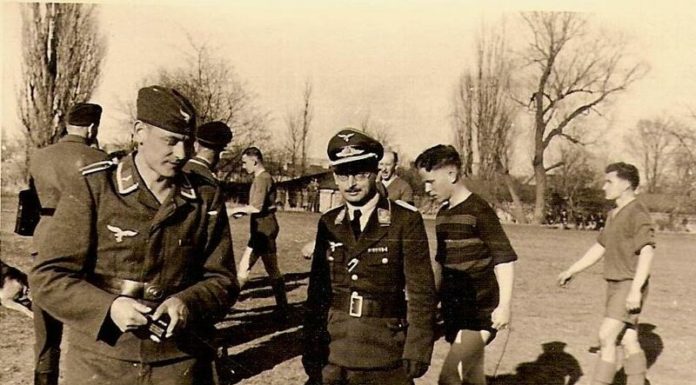 Una squadra nazista allo Stadio Zenit