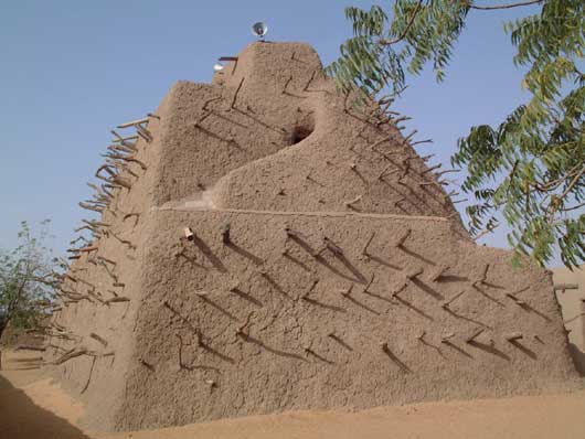 La tomba di Askia a Gao, in Mali, considerata patrimonio UNESCO. In realtà non è certo che sia la reale sepoltura del sovrano